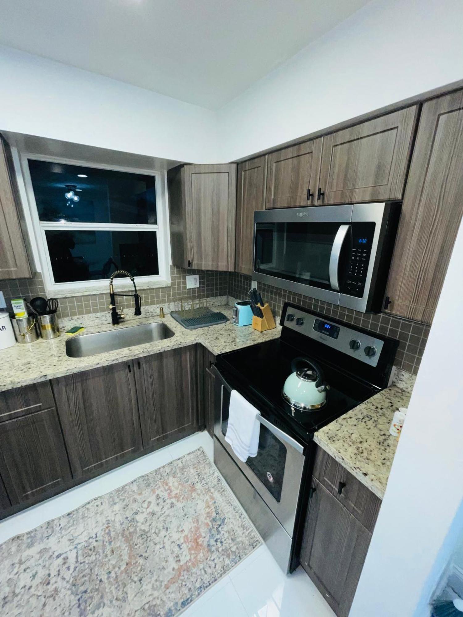 Vila Cozy Comfy House Pembroke Pines Exteriér fotografie